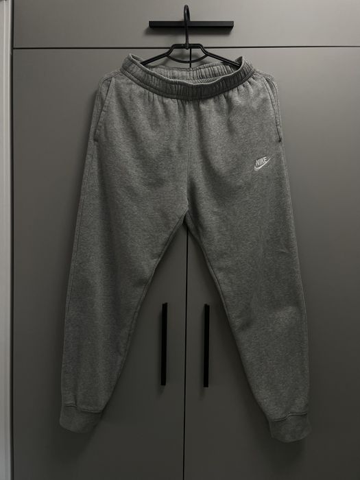 Спортивні штани NIKE