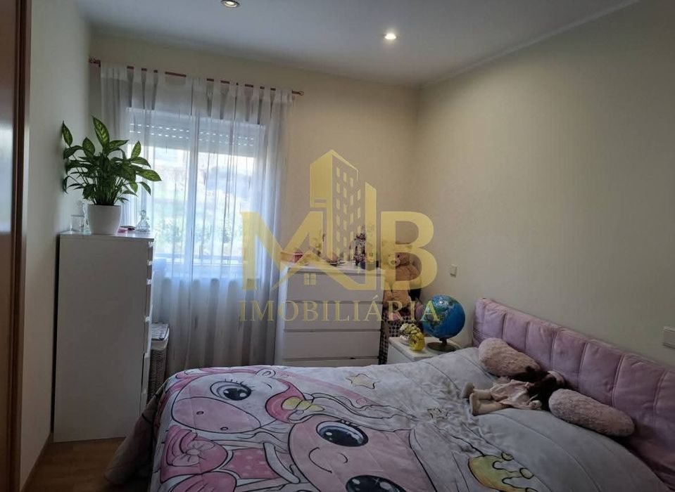 Apartamento T3 Paço Sousa