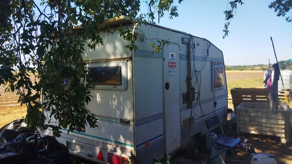 caravana sem documentos para terreno