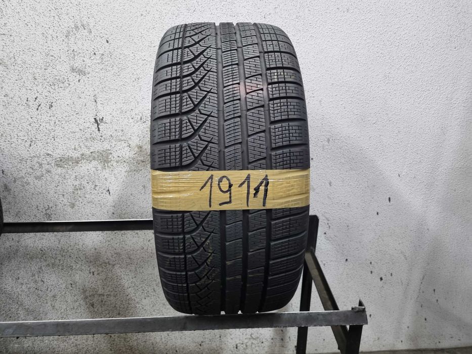 275/40/19 105H Pirelli Pzero Winter * MO D.2724
