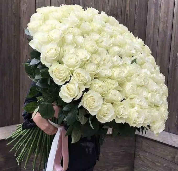 Доставка квітів Київ • Букет 101 роза • Доставка цветов Киев Украина •