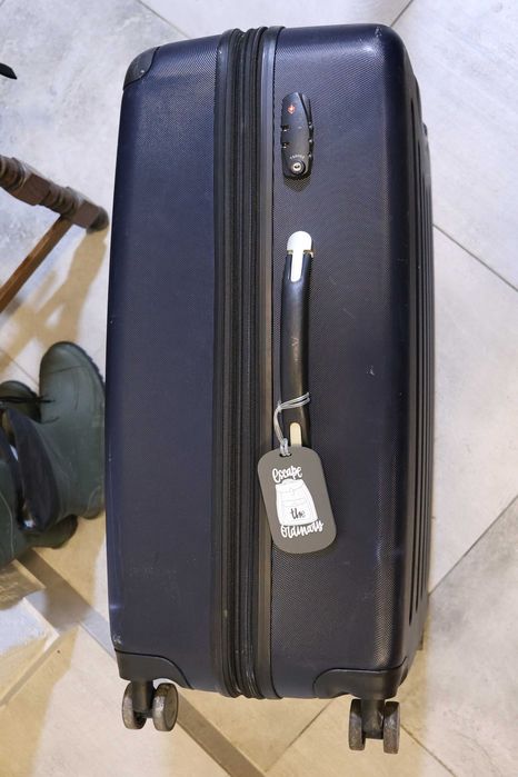 Чемодан  на 4-х колесах из Германии