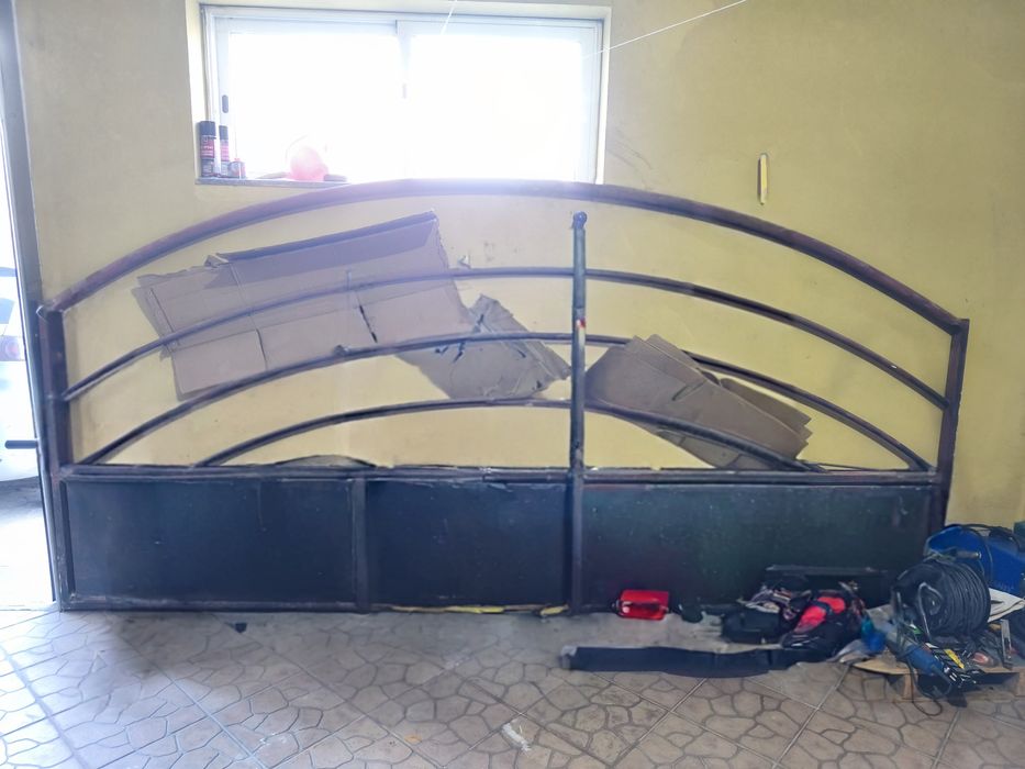 Portão correr ferro