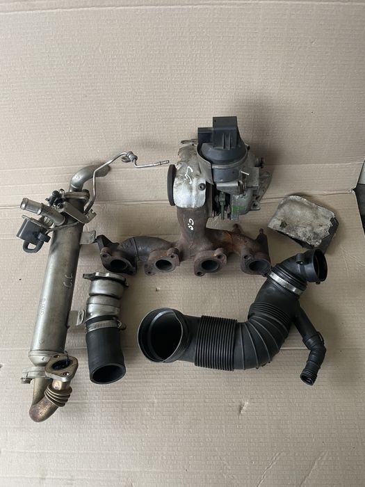 Турбина патрубок турбіна 2.0 CBA Passat Skoda Golf Caddy