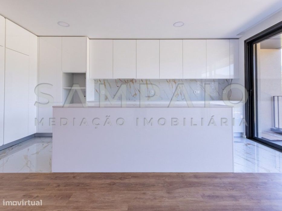 Moradias T3 - S. Pedro da Cova - Novas!