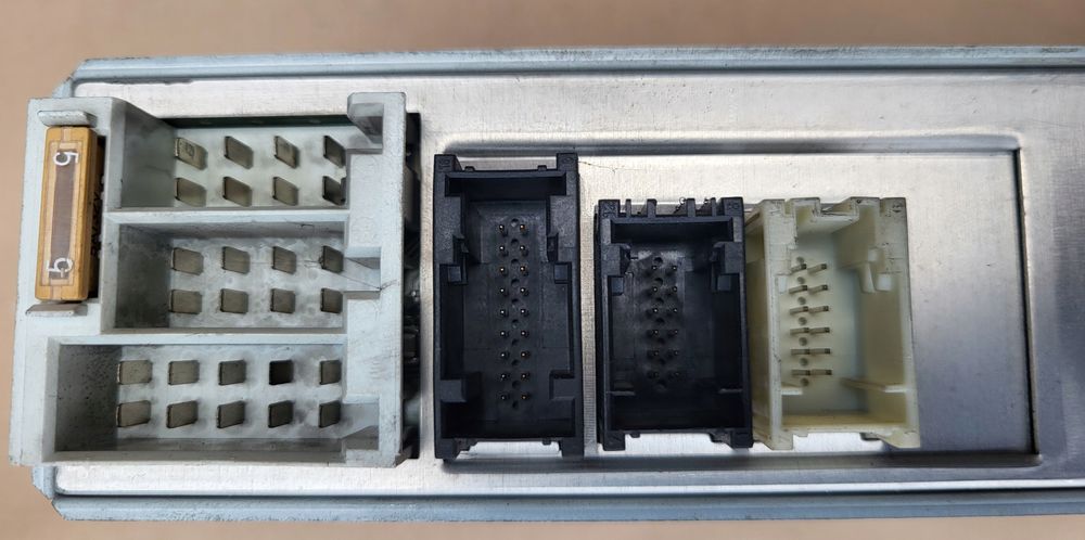 tuner tv ece moduł odtwarzacz mercedes s w220 oe becker