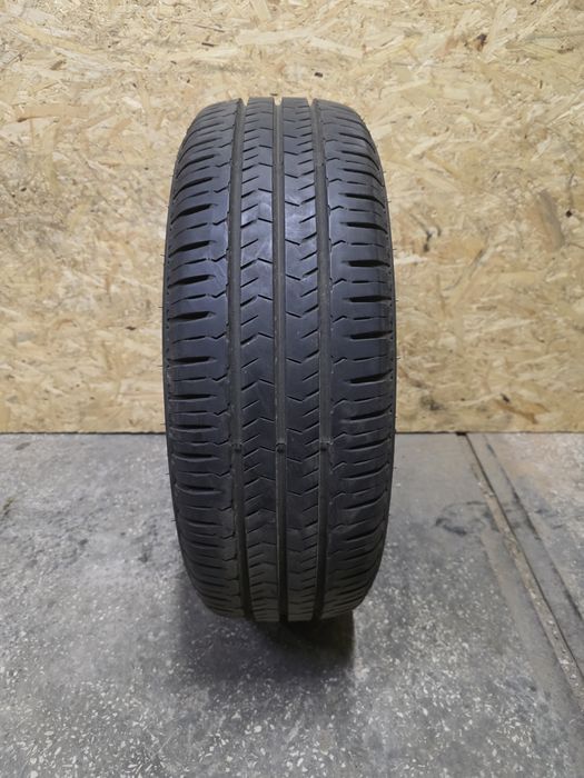 Opona letnia Bus 215/70 R15C 109/107T Nexen Roadian CT8
