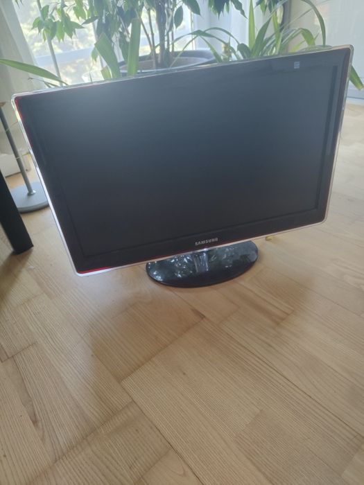 Samsung monitor 23 cale