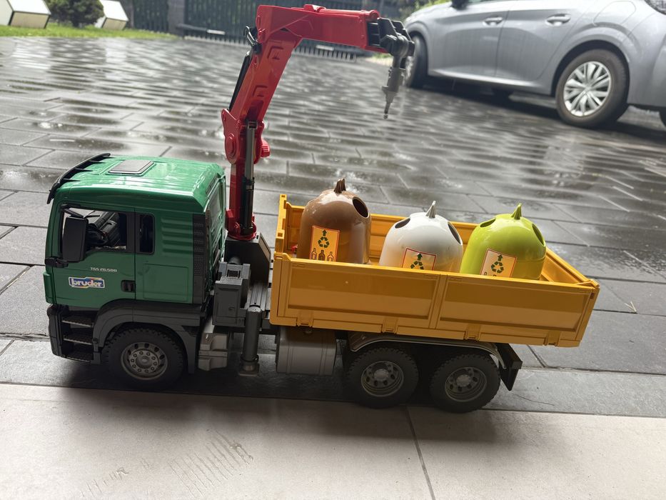 Bruder śmieciarka