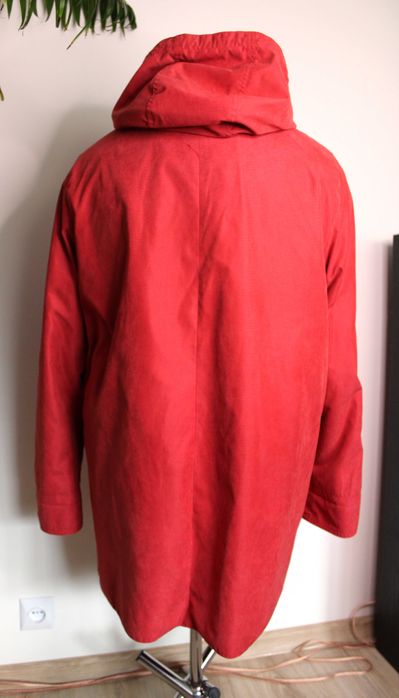 Czerwona kurtka wiosenna parka 48 Summer reflections