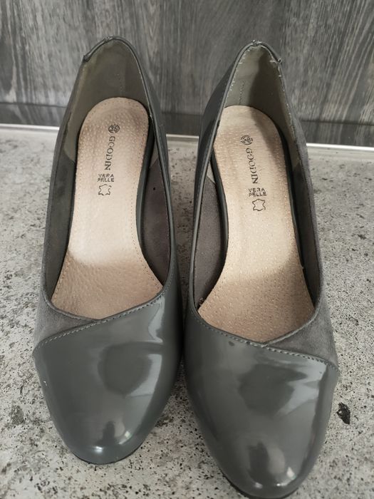 Buty na obcasie szare rozmiar 38