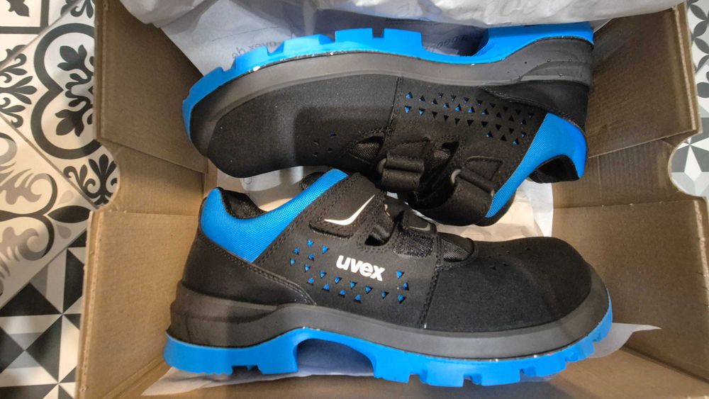 Sprzedam nowe buty firmy Uvex 2 Xenova rozmiar 44