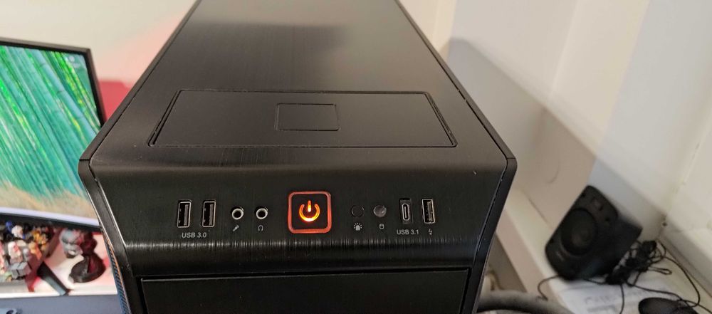 i7 13700K AsusRTX3080TI 32gb DDR5 furry, 500gb ssd