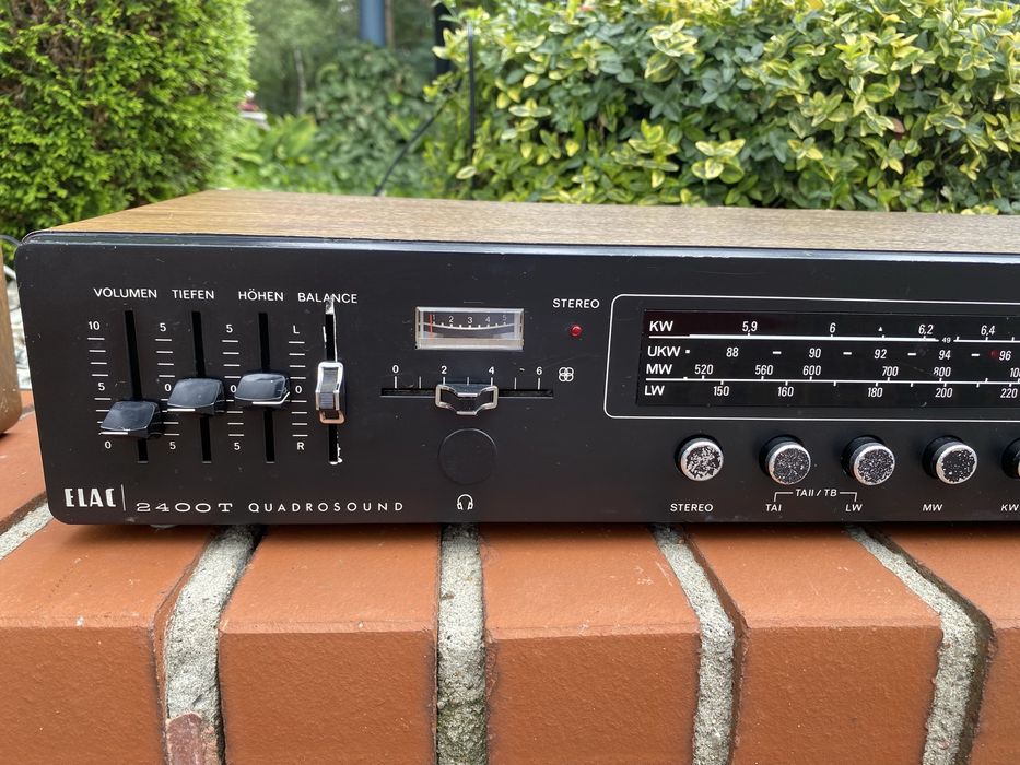 Amplituner Elac 2400 z kolumnami