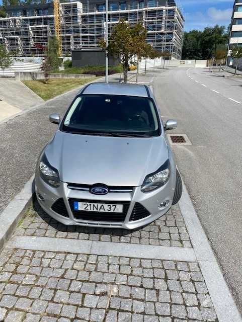 Automovel Ford Focus 2012