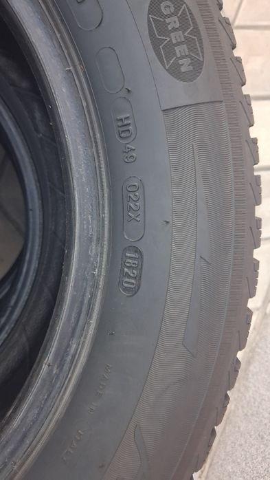 Зимова гума Michenlin 215/60R16