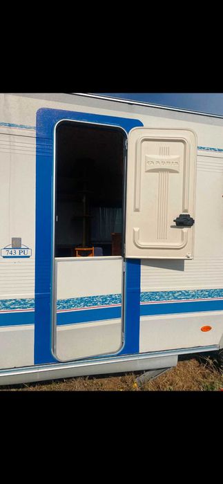 Caravana Adria camo nova