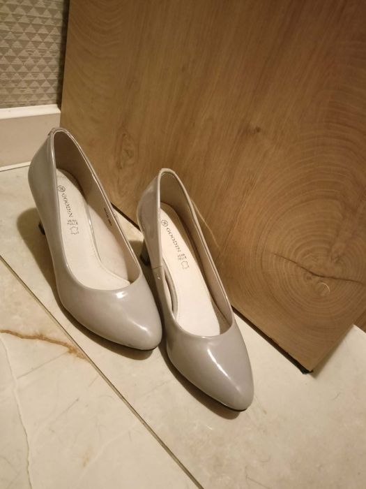 Szpilki rozmiar 36