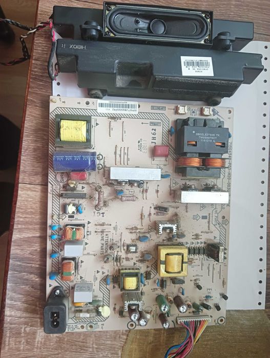 Продам плати від телевізора Philips