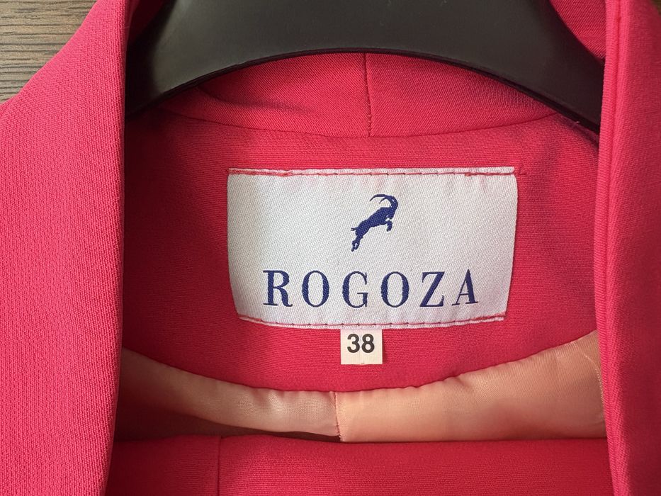 Damski garnitur różowy