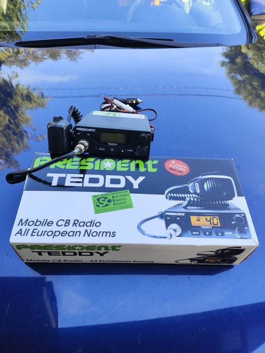 Radio CB President Teddy z anteną
