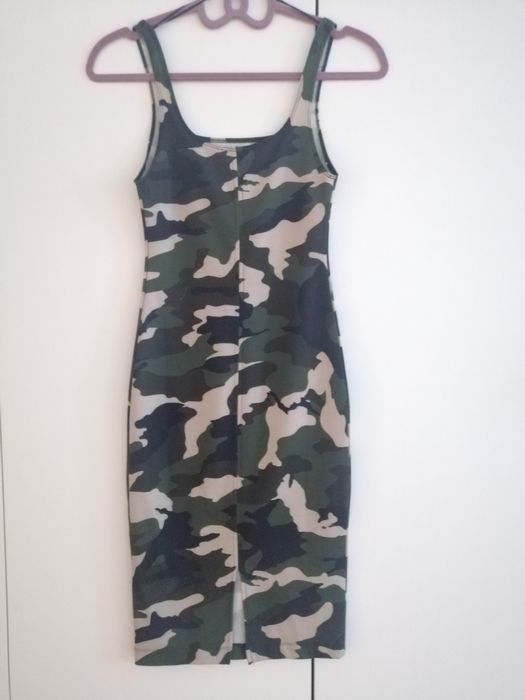 Zara sukienka moro midi