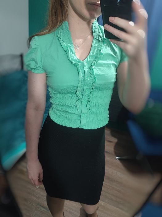 Miętowa koszula ze ściągaczem w talii Gian Donna Betti 36/38