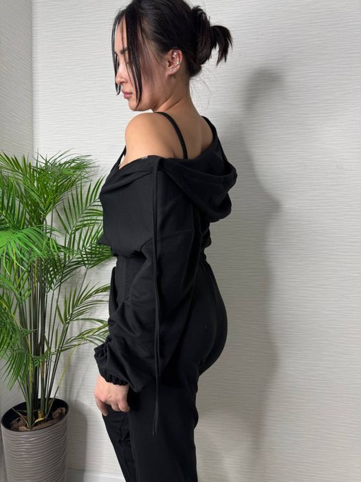 Жіночий спортивний костюм трійка з подвійним капюшоном двонитка