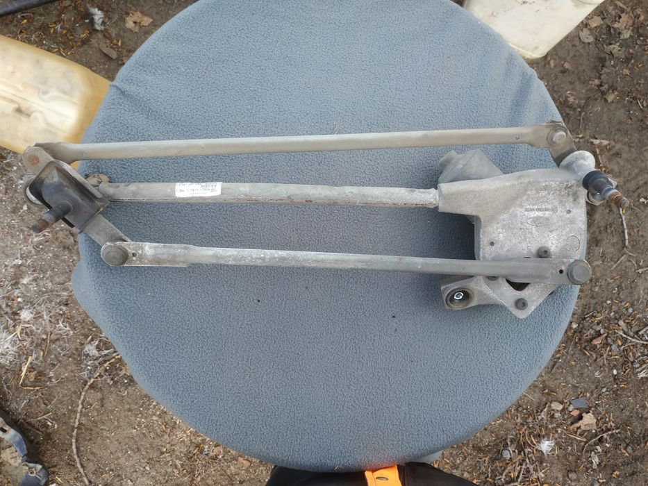 Mechanizm przedniej wycieraczki Mondeo Mk4