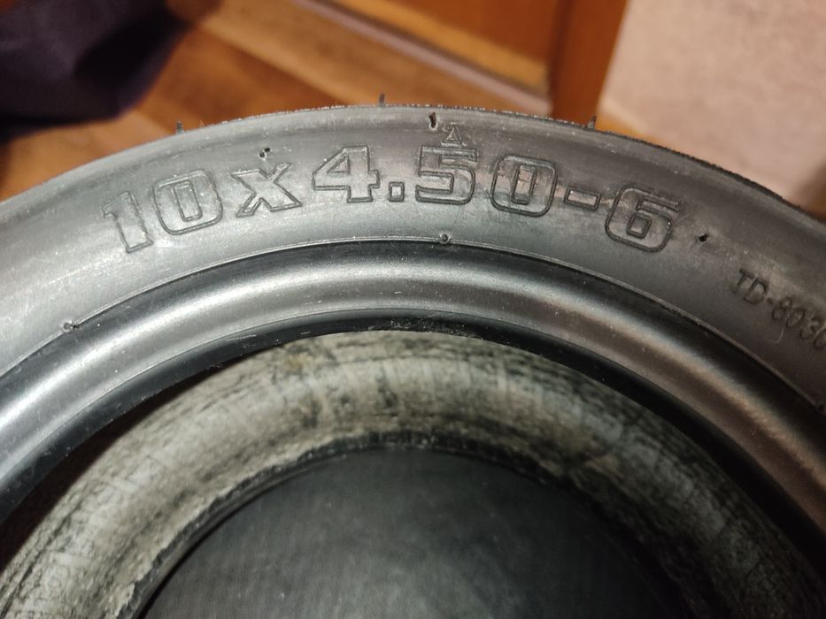 Покришки  10" товщиною 3",4,5; 5,5; внутрішній розмір  6 і 6,5 електрокамоматів