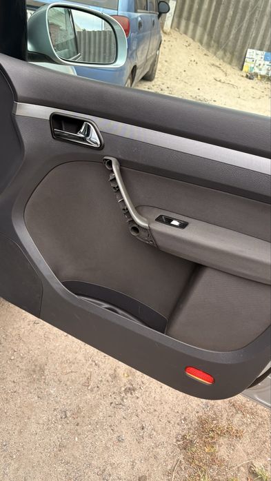 Volkswagen Touran 1.6 FSI