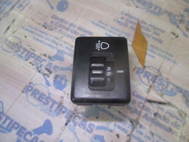 Botão / interruptor de luzes HYUNDAI Accent I (X3)