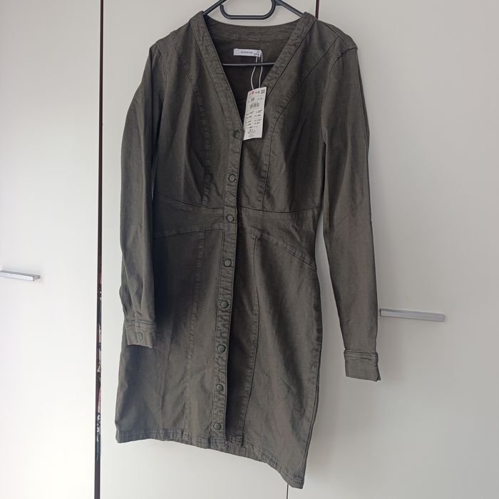NOWA Sukienka 38, Reserved