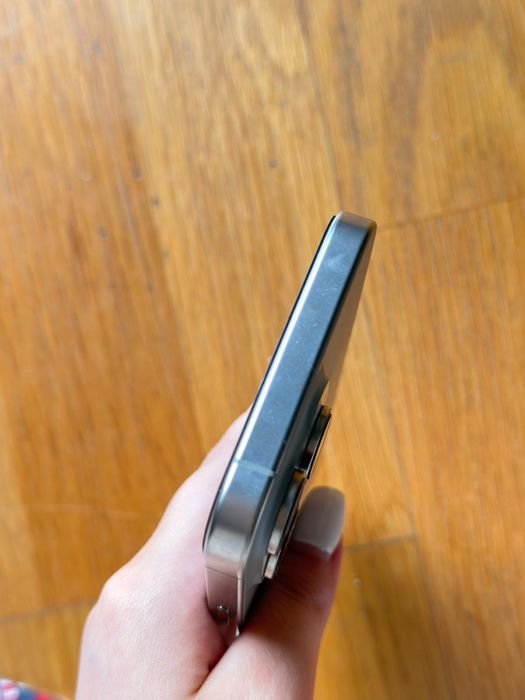 Iphone 16 pro max titanium natural 512gb igual a novo
