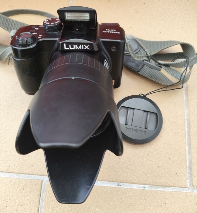 Máquina fotográfica Panasonic Lumix FZ5