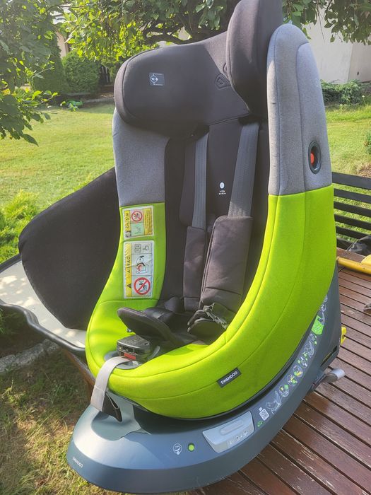 Sprzedam fotelik samochodowy SWANDOO