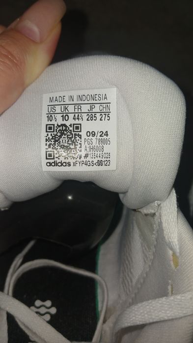 Кросівки Adidas Response (Оригінал, р. 44 2/3)