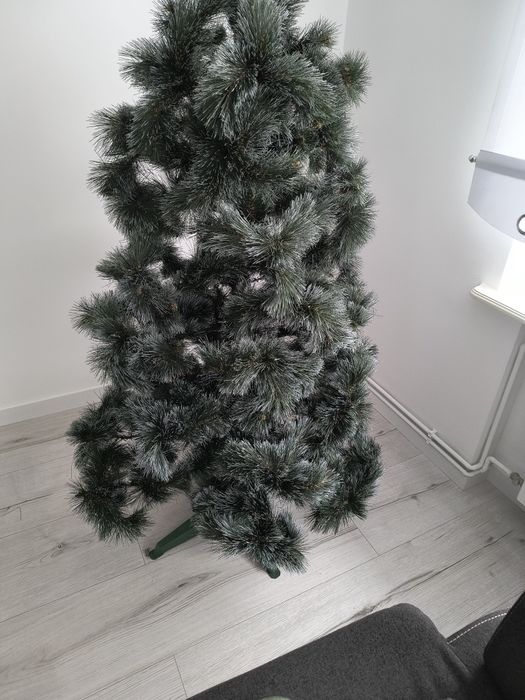 Choinka  sztuczna wys.2.05