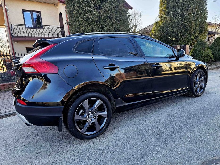 Volvo V40 Cross Country 2013 Benzyna CrossCountry Nawi Kamera Skóry Jeden właściciel