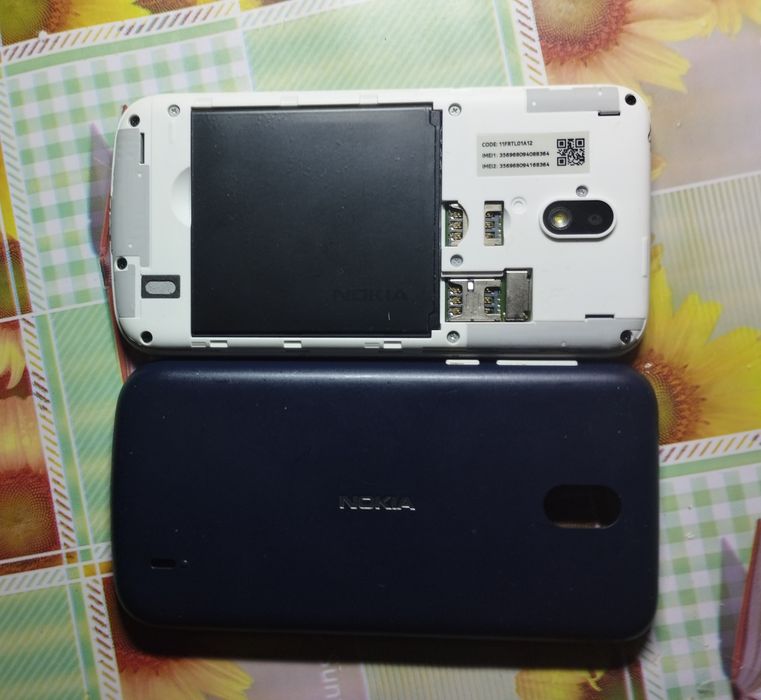 Смартфон  Nokia 1