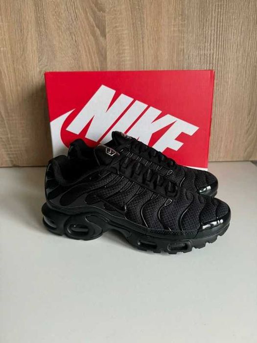 Nike Air Max TN Plus Black R.39