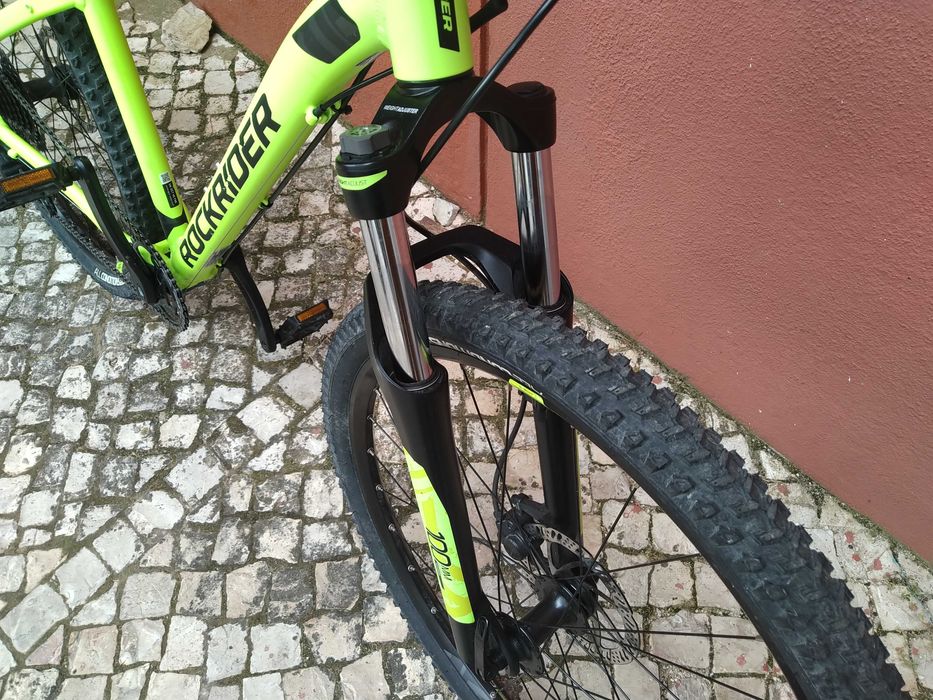 bicicleta BTT Decathlon Btwin Rockrider ST530