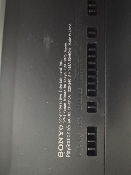 Konsola PS5 825GB