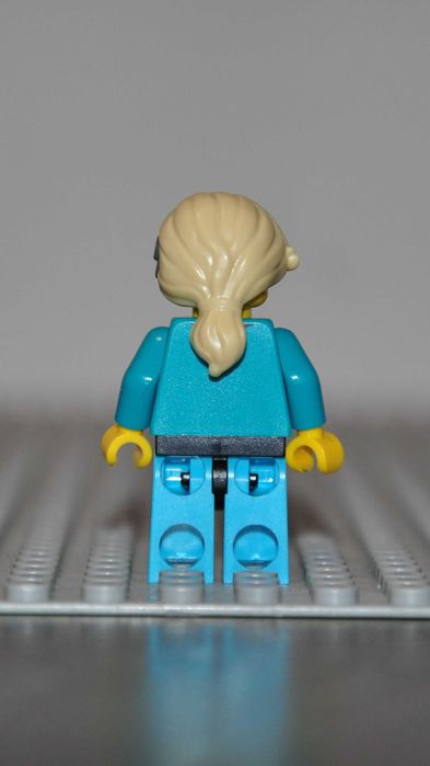 0414 Figurka LEGO col25-12 Minifigures Pet Groomer, Series 25