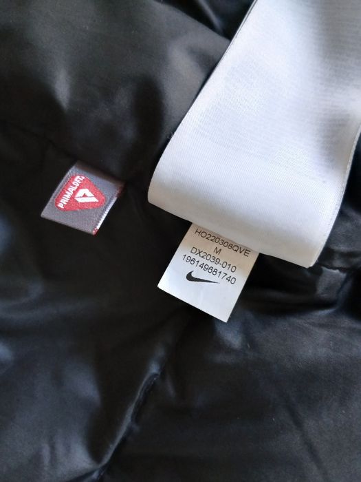 Оригинал Куртка Nike Air Max Primaloft Storm-Fit Dx2039-010