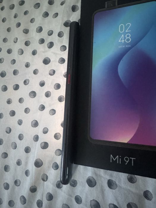 Xiaomi mi 9t 6/64 гарний стан