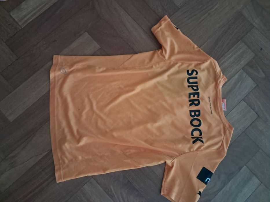T shirt sporting laranja da puma