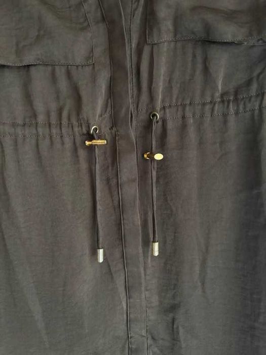 Satynowa sukienka brąz