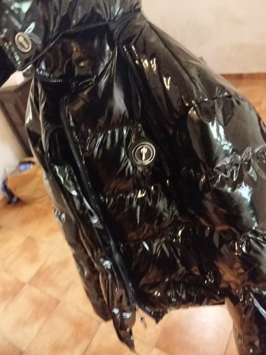 Blusão trapstar como novo