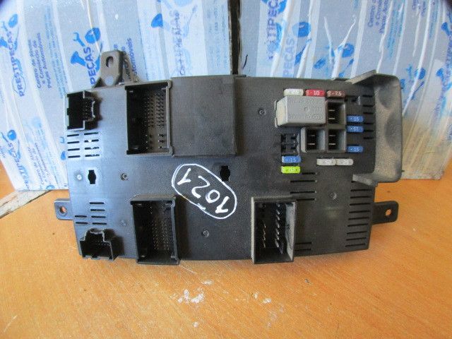 Caixa fusíveis / SAM / BSI KIA Carnival / Grand Carnival III (VQ)